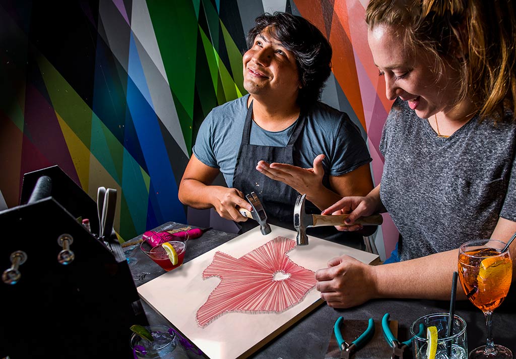 Nail & String Art at Upstairs Circus