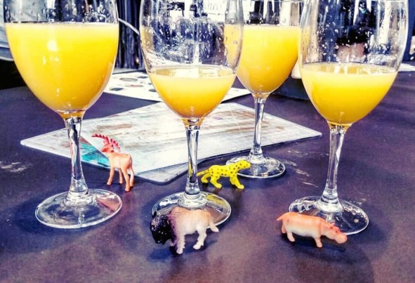 Making N Mimosas Project Social DIY Experience with Bottomless Mimosas at Upstairs Circus